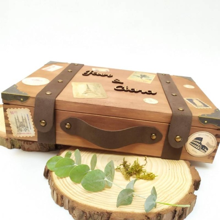 CAJA MALETA VINTAGE PERSONALIZADA