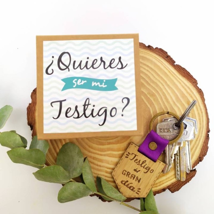 LLAVERO TESTIGOS PERSONALIZADO