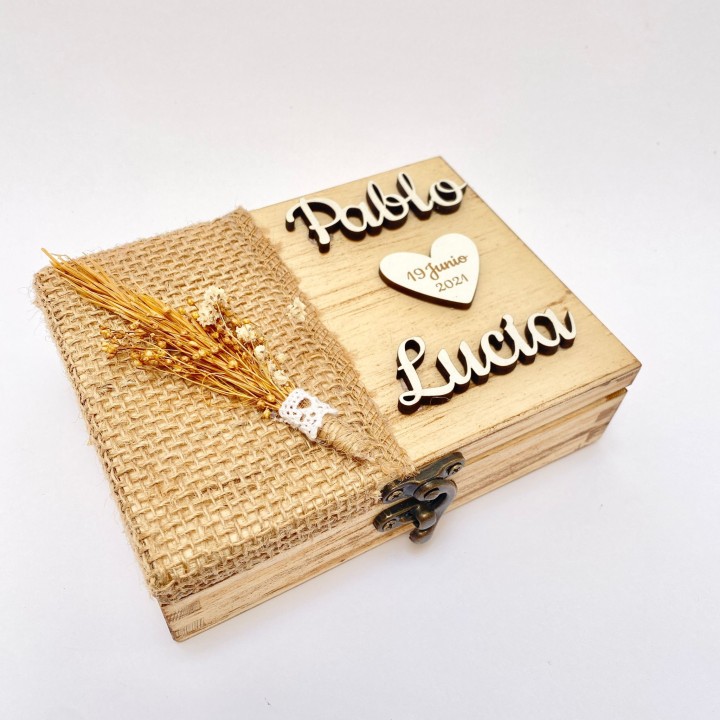 CAJA PARA LOS ANILLOS PERSONALIZADA