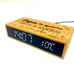 RELOJ DESPERTADOR Y BASE DE CARGA
