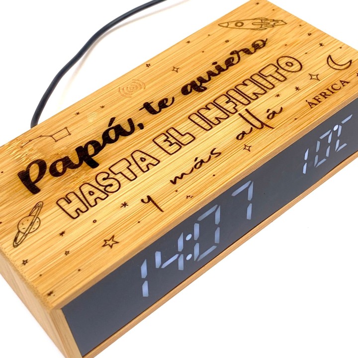 RELOJ DESPERTADOR Y BASE DE CARGA